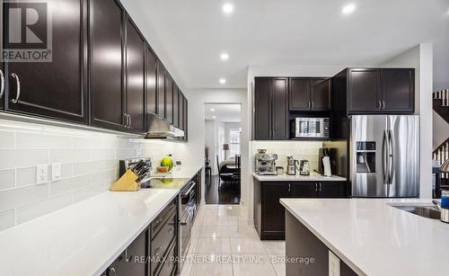 2 Portia Street, Markham, ON - Indoor Photo Showing Kitchen With Upgraded Kitchen