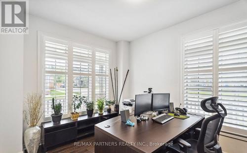 2 Portia St, Markham, ON - Indoor Photo Showing Office