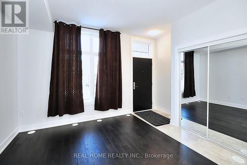 #L105 -9560 Islington Ave, Vaughan, ON - Indoor Photo Showing Other Room