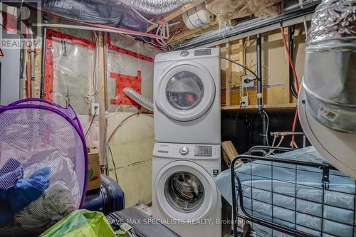 24 Adams Road, New Tecumseth, ON - Indoor Photo Showing Laundry Room