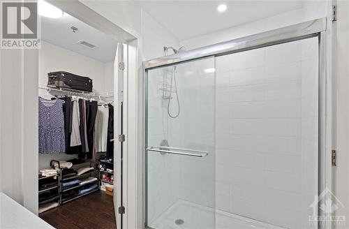 98 Richmond Road Unit#207, Ottawa, ON - Indoor Photo Showing Bathroom