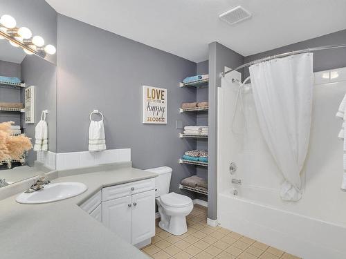 3671 Yorkton Road, West Kelowna, BC - Indoor Photo Showing Bathroom