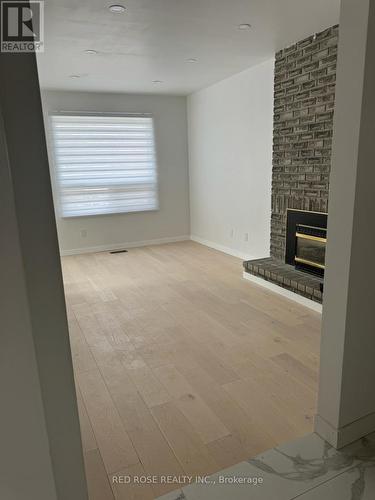 #Main -187 Willow Lane, Newmarket, ON - Indoor Photo Showing Other Room With Fireplace