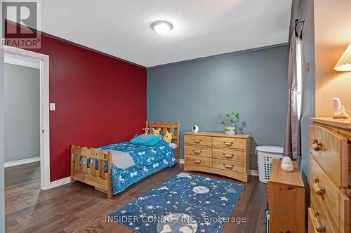 88 Faris St, Bradford West Gwillimbury, ON - Indoor Photo Showing Bedroom