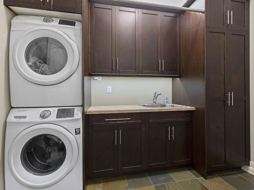 808 Kuipers Crescent, Kelowna, BC - Indoor Photo Showing Laundry Room