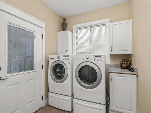 2311 Pine Vista Place, West Kelowna, BC - Indoor Photo Showing Laundry Room