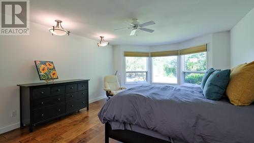 650 Lexington Drive Unit# 304, Kelowna, BC - Indoor Photo Showing Bedroom