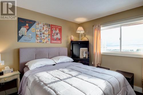 1638 Pritchard Drive, West Kelowna, BC - Indoor Photo Showing Bedroom