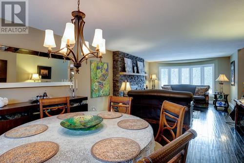 1638 Pritchard Drive, West Kelowna, BC - Indoor Photo Showing Dining Room