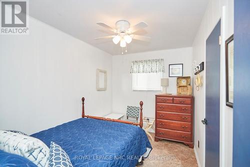 3792 Terrace Lane, Fort Erie, ON - Indoor Photo Showing Bedroom