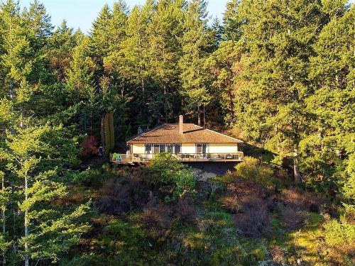 4133 Rocky Mountain Rd, Malahat, BC - Outdoor