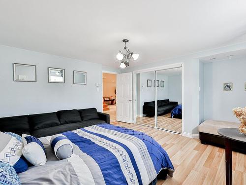 Chambre Ã Â coucher - 25 Rue Clermont, Saint-Lin/Laurentides, QC - Indoor Photo Showing Bedroom