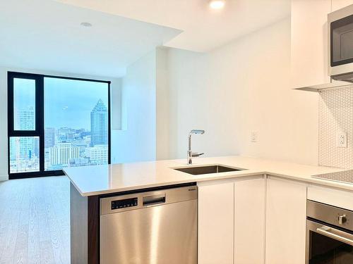 Overall view - 3015-1210 Rue Jeanne-Mance, Montréal (Ville-Marie), QC - Indoor Photo Showing Kitchen
