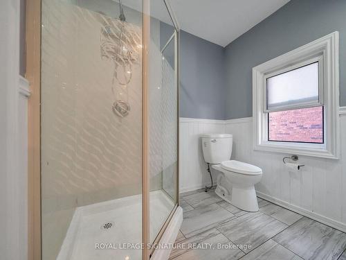 66 Lloyd St, Oshawa, ON - Indoor Photo Showing Bathroom