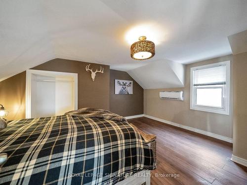 66 Lloyd St, Oshawa, ON - Indoor Photo Showing Bedroom