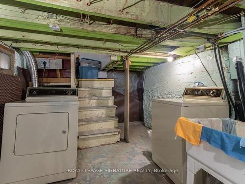 Upper-117 State St, Welland, ON - Indoor Photo Showing Laundry Room