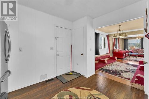1205 Oak, Windsor, ON - Indoor Photo Showing Other Room