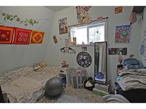 8907 Martens Road, Slocan, BC - Indoor Photo Showing Bedroom