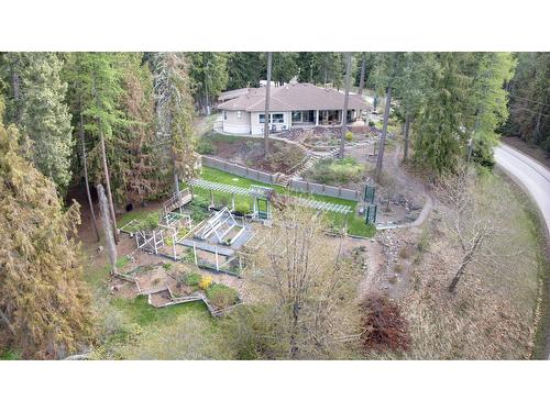 1111 Fox Tree Road, Lister, BC - Outdoor