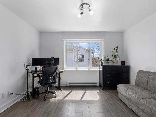 Master bedroom - 15641 Rue Forsyth, Montréal (Rivière-Des-Prairies/Pointe-Aux-Trembles), QC 