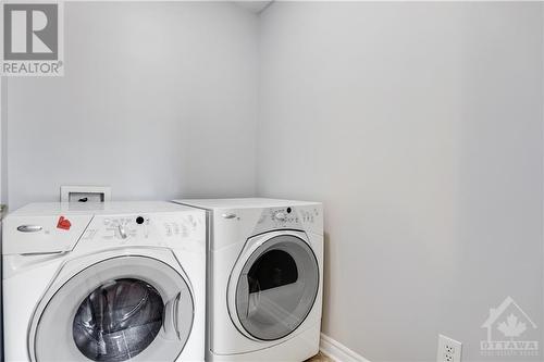 227 Kohilo Crescent, Stittsville, ON - Indoor Photo Showing Laundry Room
