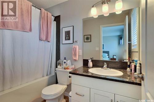 601 2 Savanna Crescent, Pilot Butte, SK - Indoor Photo Showing Bathroom