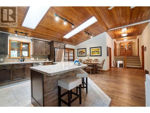 2333 Squilax-Anglemont Road, Lee Creek, BC - Indoor Photo Showing Kitchen