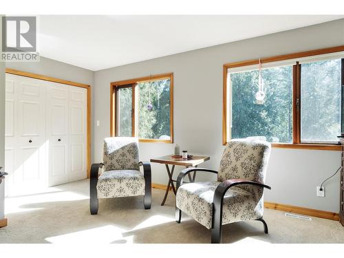 2333 Squilax-Anglemont Road, Lee Creek, BC - Indoor Photo Showing Bedroom