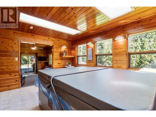 2333 Squilax-Anglemont Road, Lee Creek, BC -  Photo Showing Other Room