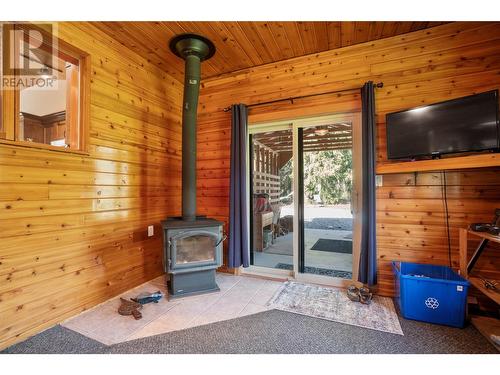 2333 Squilax-Anglemont Road, Lee Creek, BC -  Photo Showing Other Room