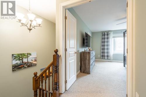 123 Donald Bell Dr, Hamilton, ON - Indoor Photo Showing Other Room