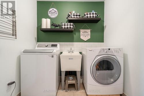 123 Donald Bell Dr, Hamilton, ON - Indoor Photo Showing Laundry Room