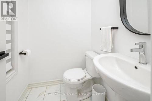 31 Dass Drive W, Centre Wellington, ON - Indoor Photo Showing Bathroom