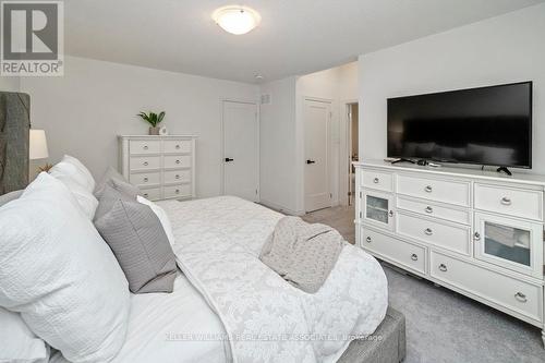31 Dass Drive W, Centre Wellington, ON - Indoor Photo Showing Bedroom