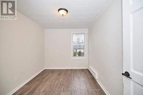 3 - 33 Lock Street, St. Catharines, ON - Indoor Photo Showing Other Room