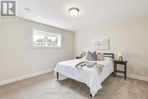 133 Red Pine Street, Blue Mountains, ON - Indoor Photo Showing Bedroom