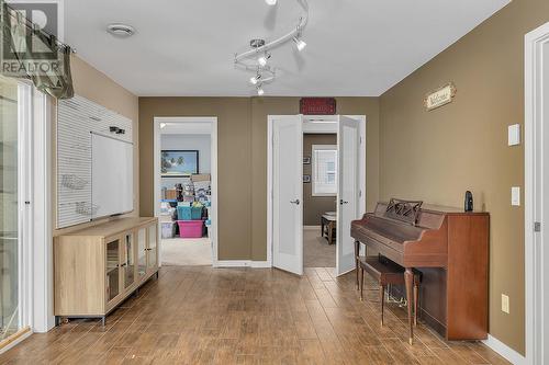 2406 Cobblestone Road, West Kelowna, BC - Indoor Photo Showing Other Room