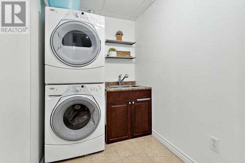 18 Prince Cres, Brampton, ON - Indoor Photo Showing Laundry Room