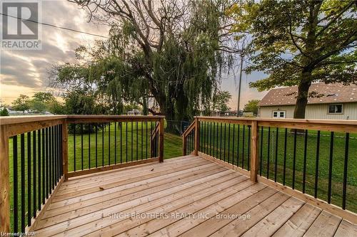27 Mcmann Dr, Thorold, ON - Outdoor With Deck Patio Veranda With Exterior