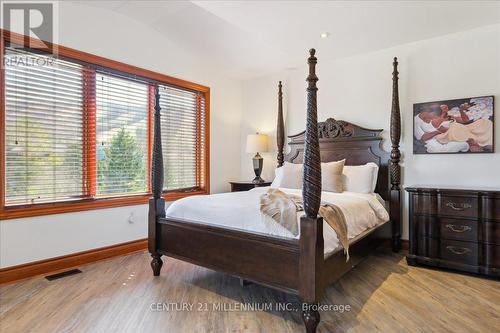 38 - 214 Blueski George Crescent, Blue Mountains, ON - Indoor Photo Showing Bedroom