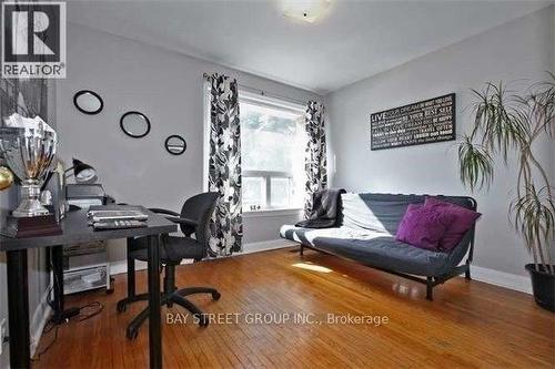 26 Innismore Cres E, Toronto, ON - Indoor Photo Showing Office