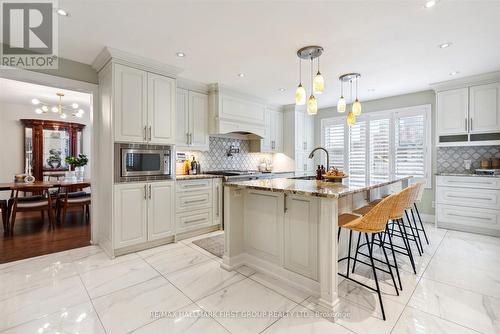 1501 Streamside Court, Pickering, ON - Indoor Photo Showing Kitchen With Upgraded Kitchen