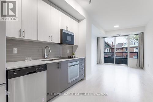 #206 -415 Main St W, Hamilton, ON - Indoor Photo Showing Kitchen With Upgraded Kitchen