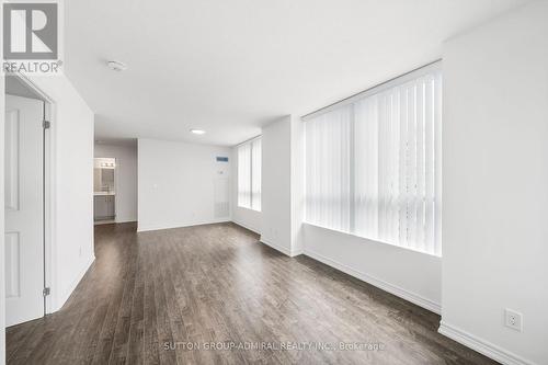 1208 - 30 North Park Road, Vaughan, ON - Indoor Photo Showing Other Room