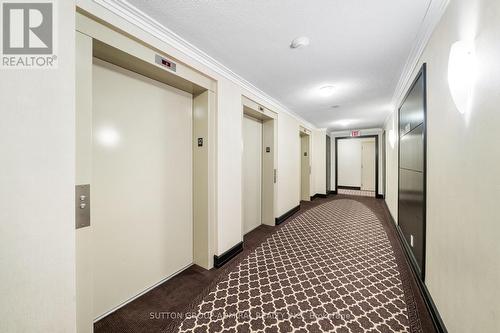 #1208 -30 North Park Rd, Vaughan, ON - Indoor Photo Showing Other Room