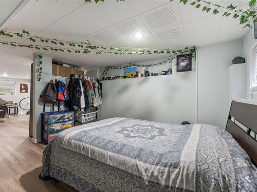 2578 Blackwood St, Victoria, BC - Indoor Photo Showing Bedroom