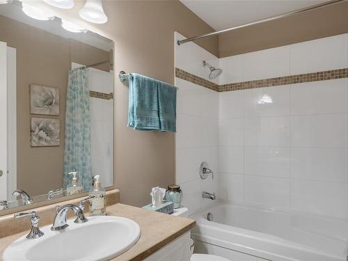 311-866 Goldstream Ave, Langford, BC - Indoor Photo Showing Bathroom