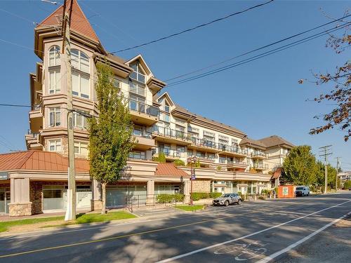 311-866 Goldstream Ave, Langford, BC - Outdoor With Facade