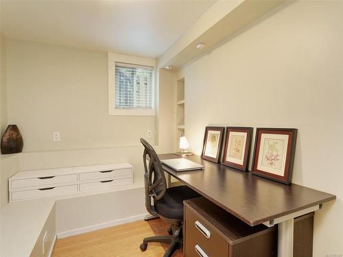 1414 Vining St, Victoria, BC - Indoor Photo Showing Office