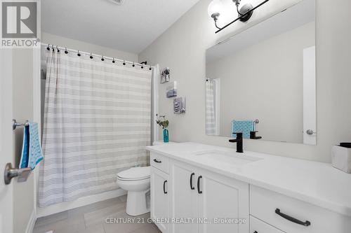 3895 Auckland Avenue, London, ON - Indoor Photo Showing Bathroom